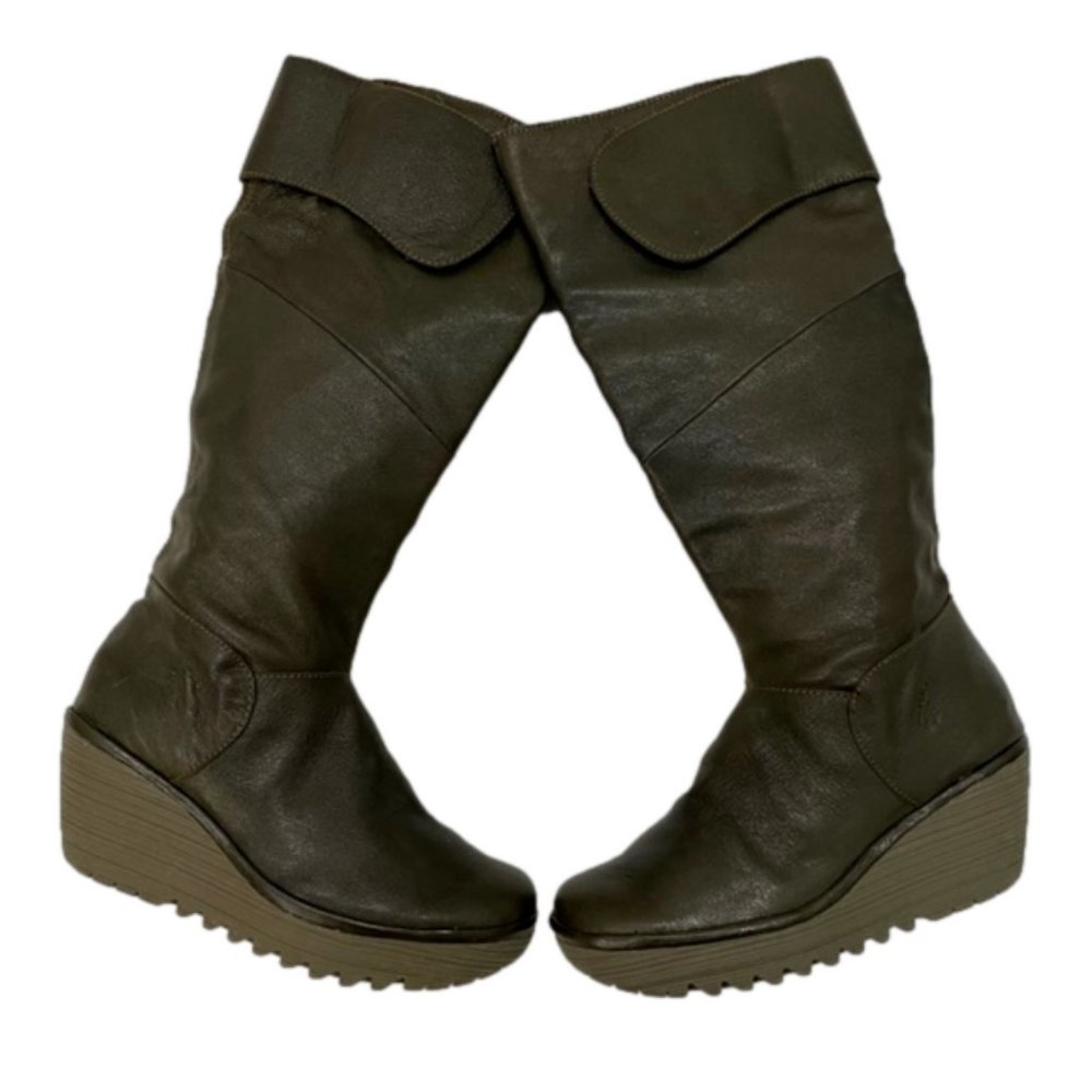 Fly London Yule Leather Wedge High Boot Size 38 bin 3B